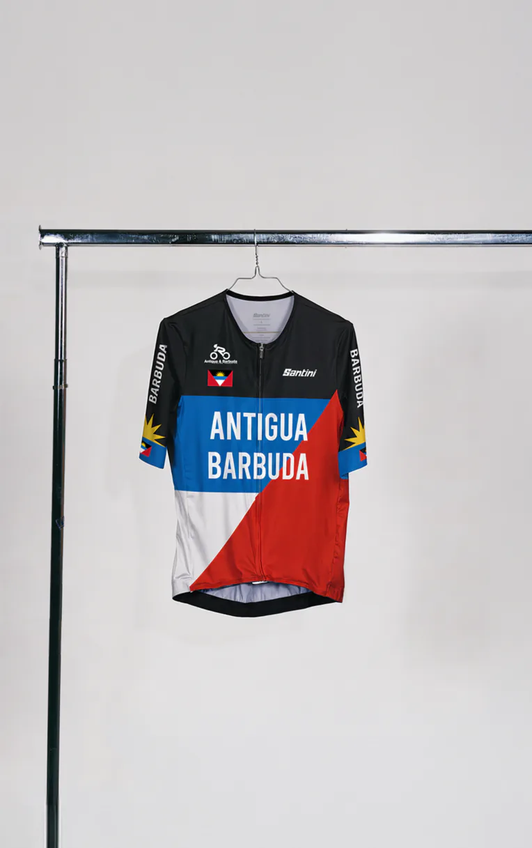 Tenue de l’équipe nationale — Antigua-et-Barbuda